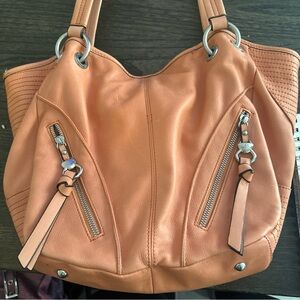 B. Makowsky Peach Leather Shoulder Bag